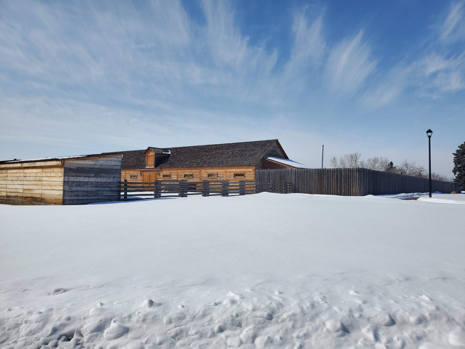 The replica of Fort Saskatchewan, with the horse stables on the left | Fort Saskatchewan in Canada