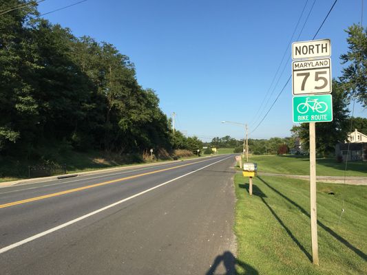 View north along Maryland State Route 75 (Green Valley Road) at Main Street in Union Bridge, Carroll County, Maryland | Union Bridge in United States