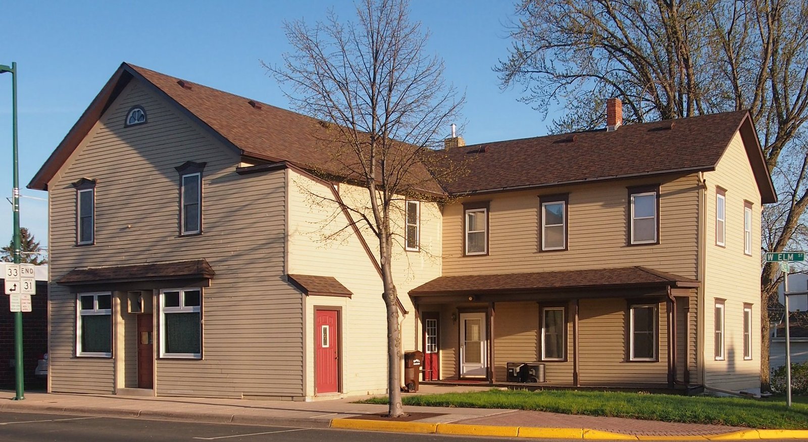 Winter Saloon, Norwood Young American, Minnesota, USA.  Viewed from the northwest.  



This is an image of a place or building that is listed on the National Register of Historic Places in the United States of America. Its reference number is 80001979.

 | Norwood Young America in United States