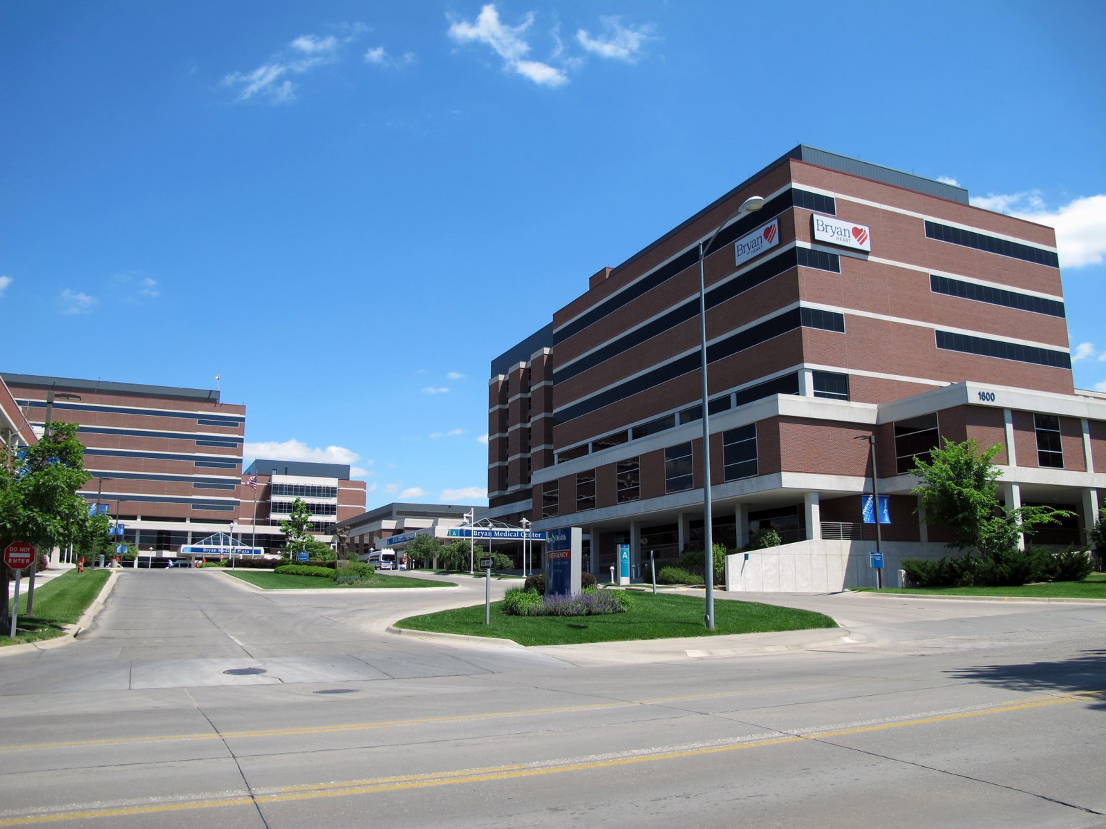 Photo of Bryan Medical Center East, 1600 S. 48th Street in Lincoln, Nebraska.  Photo is facing east-southeast from the west side of S. 48th Street, towards the north side of the medical center and the west side of the medical plaza. | Lincoln in United States