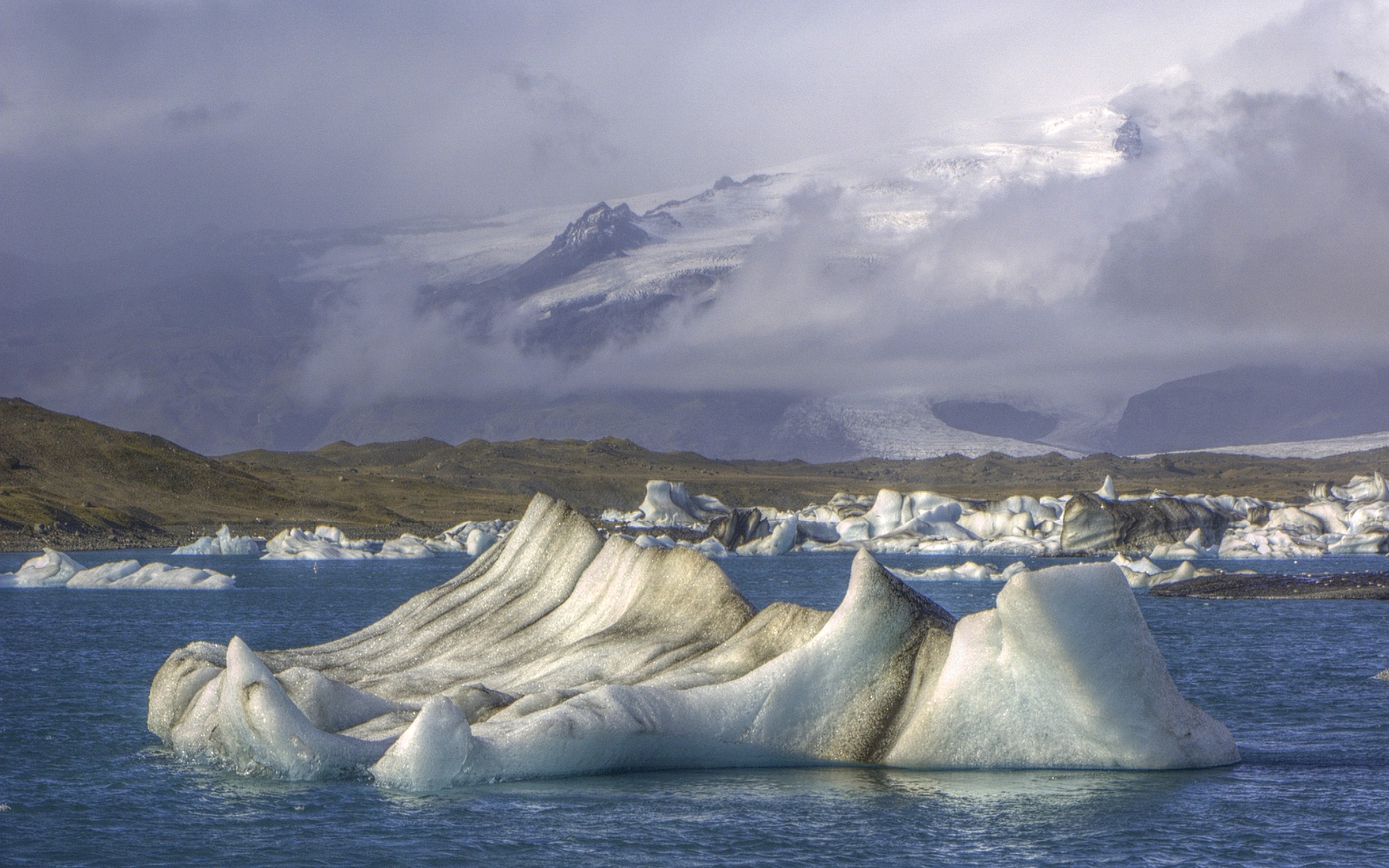 Jökulsárlón lagoon in southeastern Iceland, | Diamond Beach in Iceland
